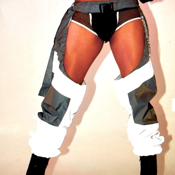 Unisex Reflective Chain Chaps - Picture 2 of 14